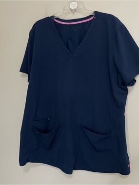 Navy V-Neck Scrub Top with Front Pockets ~ Size 3XL- Medical Staff